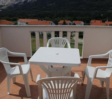 Appartamento Ara-Marina Baška Esterno foto